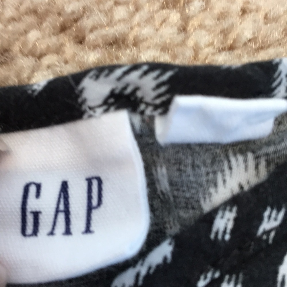 GAP Ruffle Cami - Picture 3 of 5